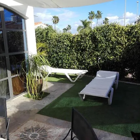 Near Yumbo 200 Meters From The