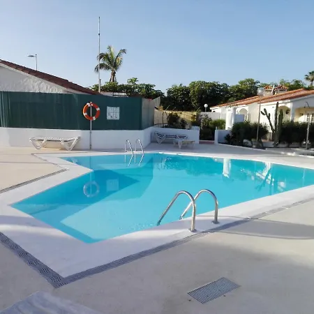 Near Yumbo 200 Meters From The 플라야 델 잉글스