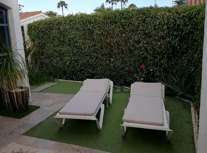 Near Yumbo 200 Meters From The