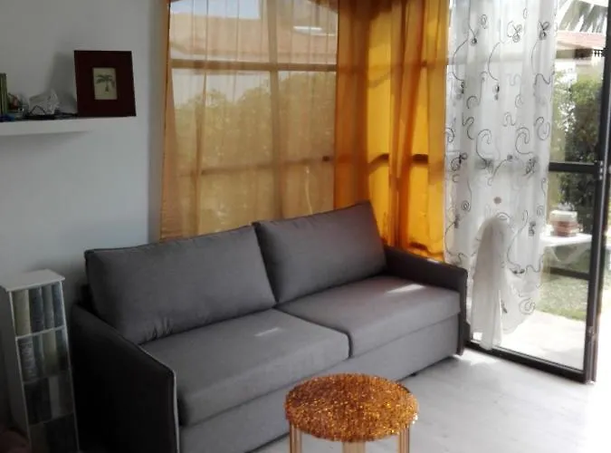 Tatil Evi Near Yumbo 200 Meters From The Playa del Ingles (Gran Canaria)